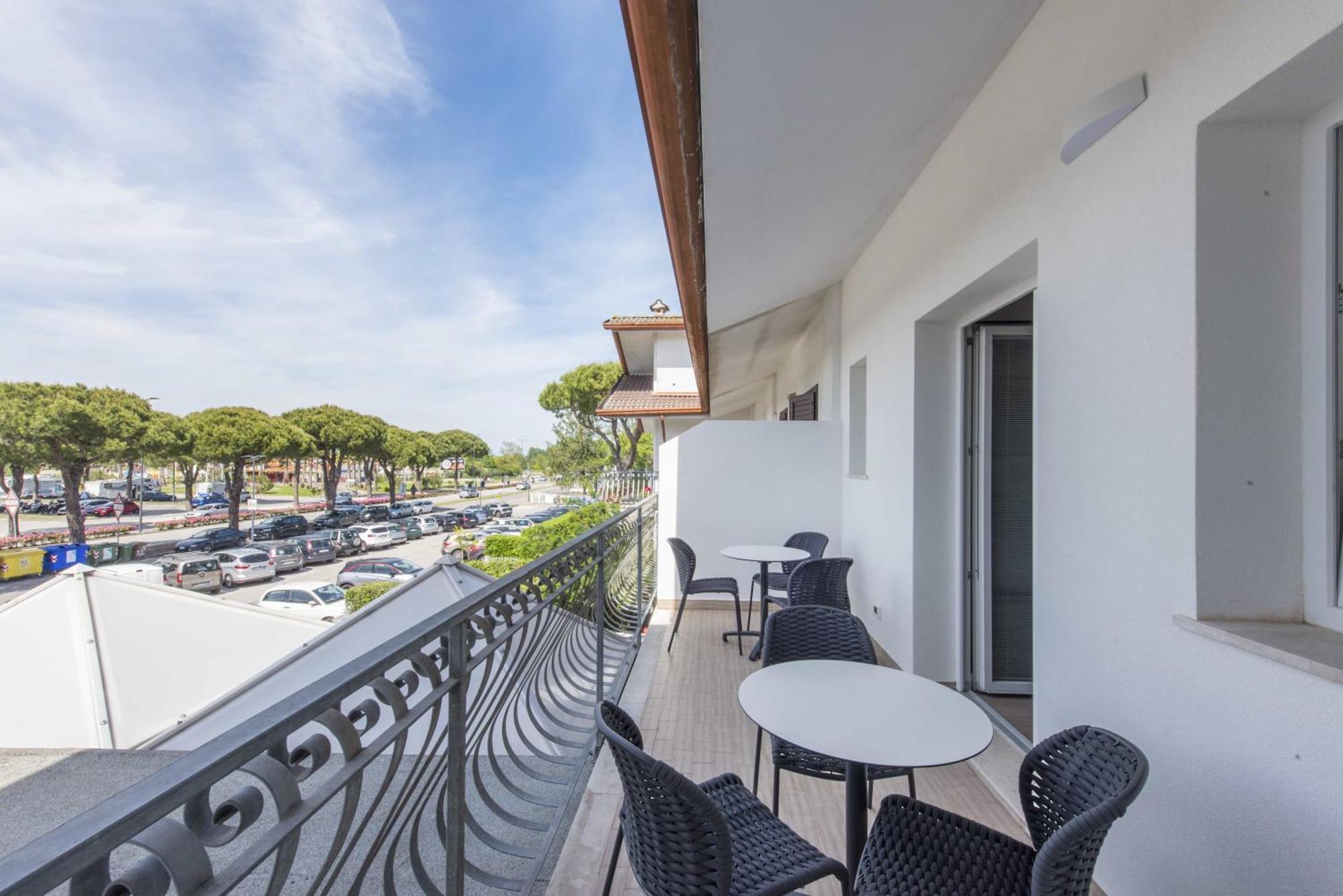 Guesthouse Stadio Lignano Sabbiadoro Esterno foto